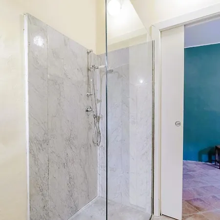 Apartmán Guesthost - Romantic Getaway In Cozy With Terrace Turín